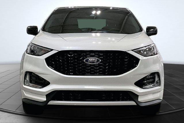 Used 2024 Ford Edge ST-Line AWD/4WD image 3