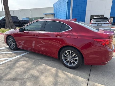 Used 2018 Acura TLX image 4