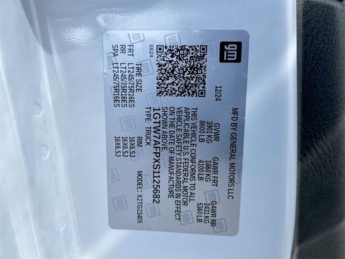 New 2025 GMC Savana 2500 w/ Communications Package image 26