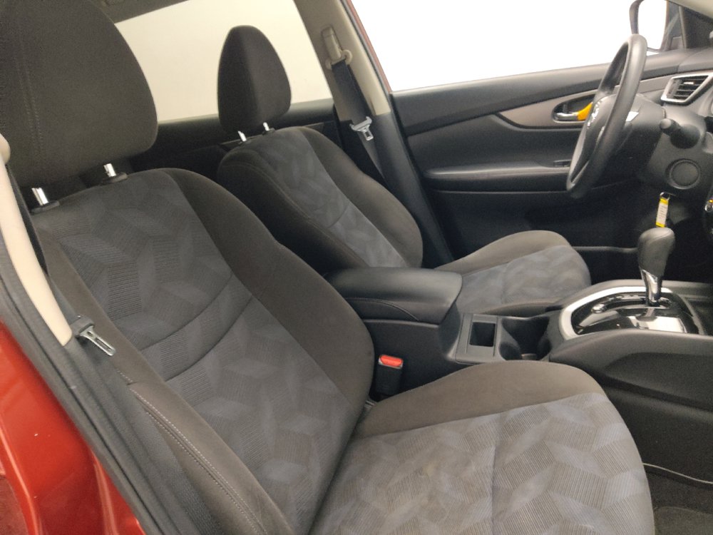 Used 2015 Nissan Rogue SV AWD/4WD image 21