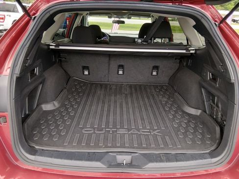 Used 2020 Subaru Outback Premium AWD/4WD image 16