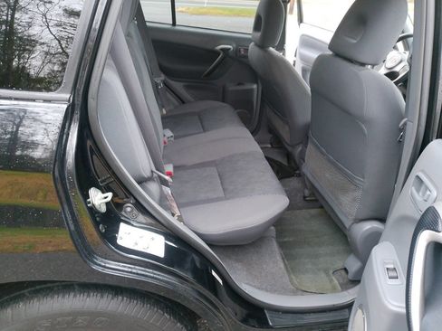 Used 2002 Toyota RAV4 4WD image 23