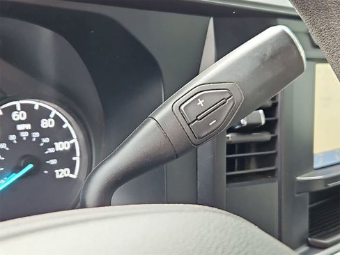 Used 2024 Ford F350 XLT image 32