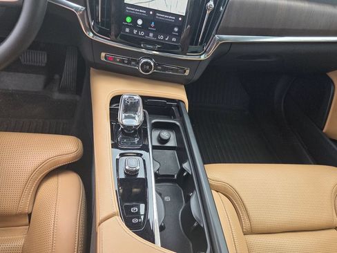 Used 2023 Volvo S90 B6 Ultimate w/ Protection Package AWD/4WD image 21