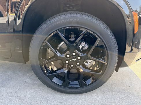 New 2026 Chevrolet Traverse RS image 12