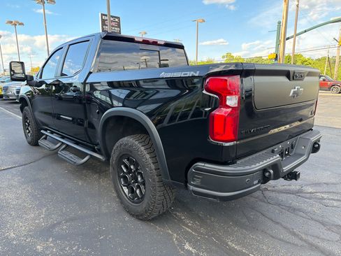 Used 2024 Chevrolet Silverado 1500 ZR2 w/ ZR2 Bison Edition AWD/4WD image 12