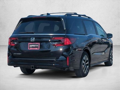 New 2026 Honda Odyssey EX-L image 2