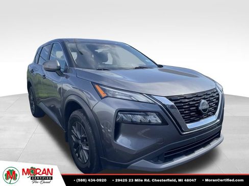 Used 2022 Nissan Rogue S FWD image 3