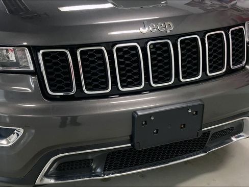 Used 2019 Jeep Grand Cherokee Limited image 30