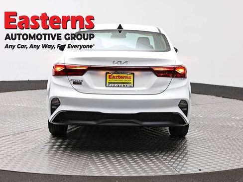 Used 2023 Kia Forte LXS FWD image 6