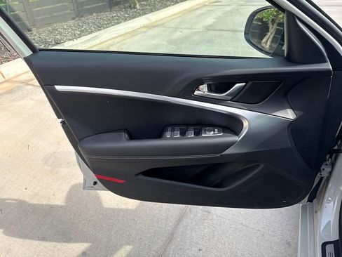New 2026 Genesis G70 2.5T RWD image 9
