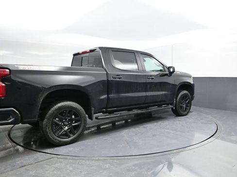 Used 2025 Chevrolet Silverado 1500 LT Trail Boss w/ Convenience Package II image 10