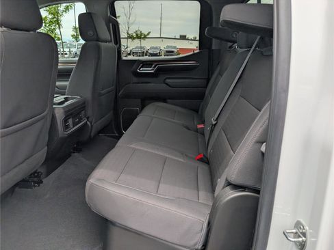 Used 2024 Chevrolet Silverado 1500 RST AWD/4WD image 13