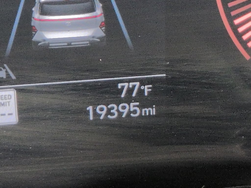 Used 2024 Hyundai Kona SEL FWD image 44