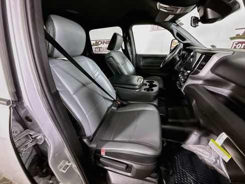 Used 2026 RAM 2500 Tradesman AWD/4WD image 31
