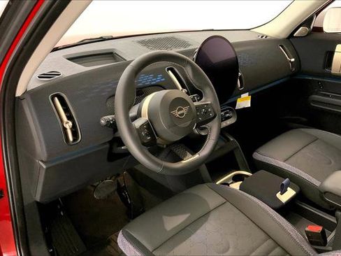 Certified 2025 MINI Cooper Countryman S w/ Comfort Package Max image 21
