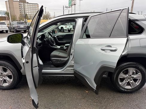 Certified 2025 Toyota RAV4 XLE image 17