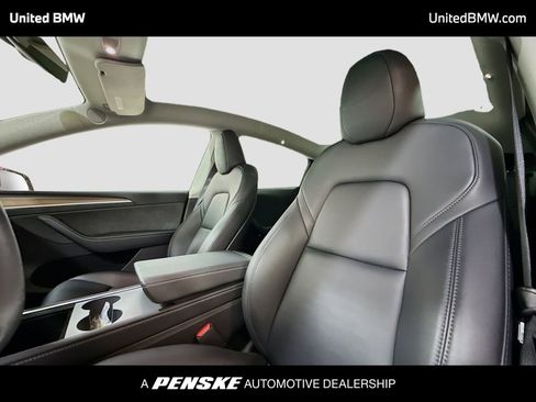 Used 2022 Tesla Model Y Long Range image 5