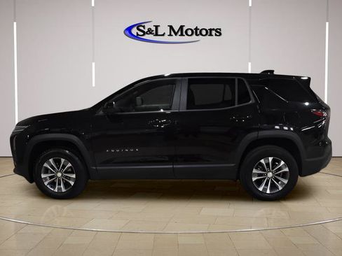 Used 2026 Chevrolet Equinox LT AWD/4WD image 3