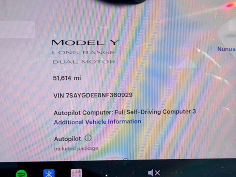 Used 2022 Tesla Model Y Long Range AWD/4WD image 27