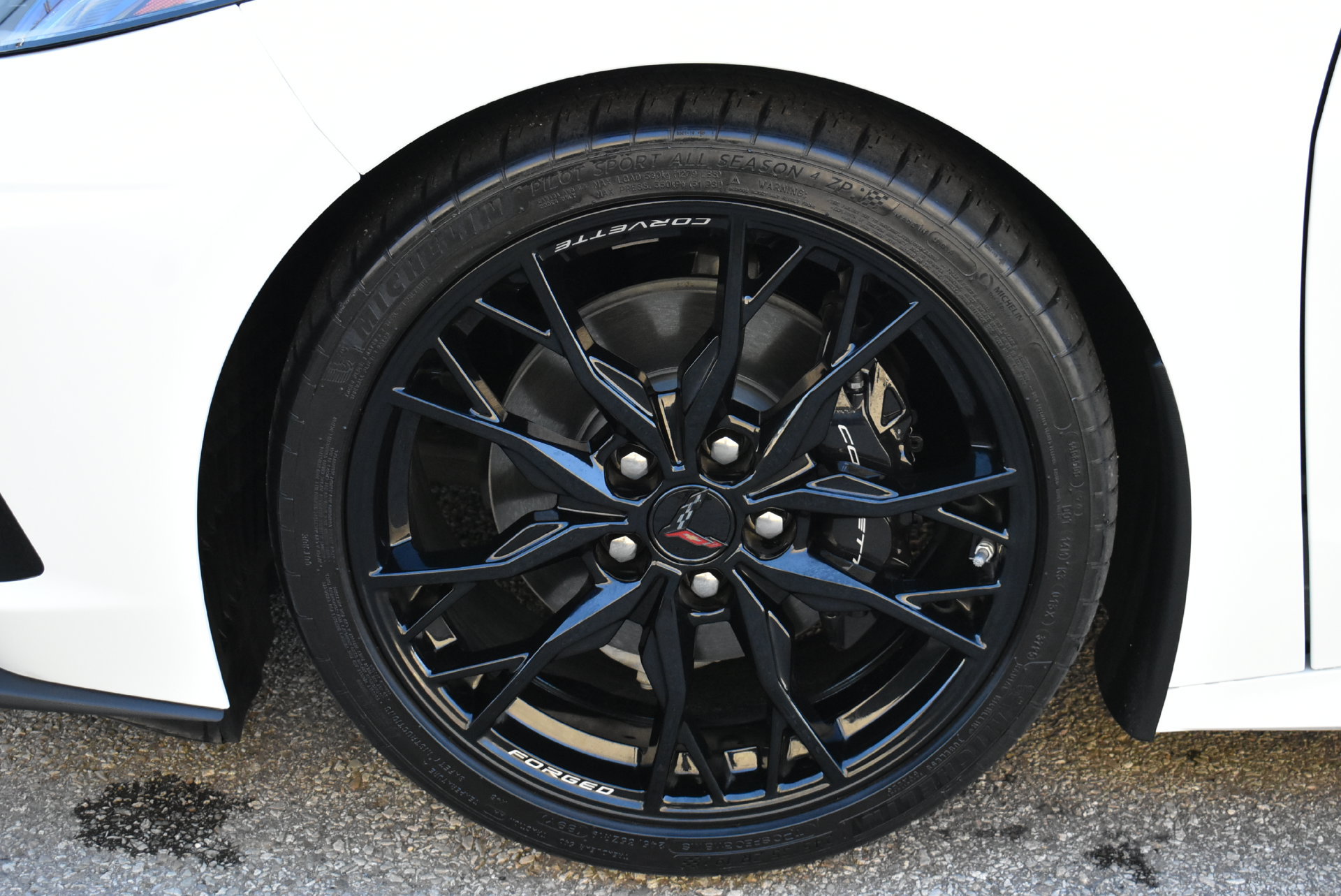 Used 2026 Chevrolet Corvette Stingray Coupe w/ 1LT RWD image 11