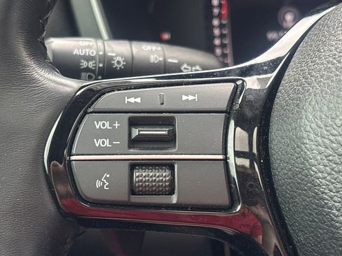 Used 2023 Honda Pilot Elite image 21