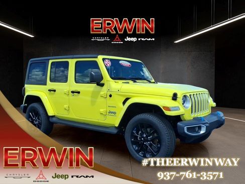 Used 2023 Jeep Wrangler Unlimited Sahara w/ Cold Weather Group AWD/4WD image 1