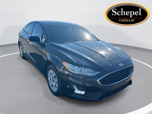 Used 2020 Ford Fusion S image 1