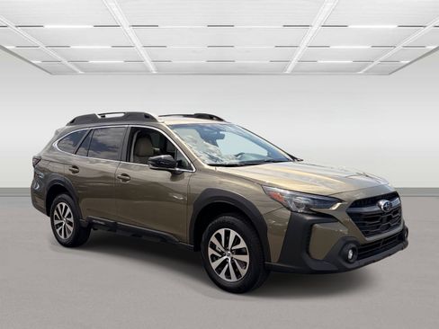 Used 2025 Subaru Outback Premium w/ Popular Package #1A AWD/4WD image 5