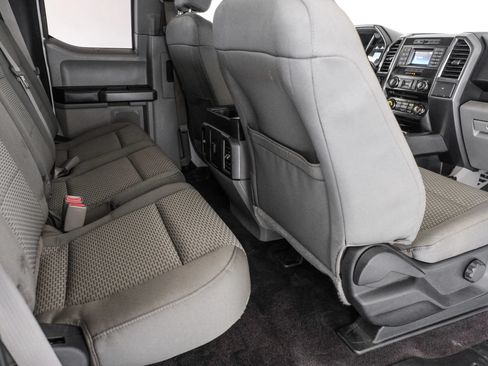 Used 2015 Ford F150 XLT AWD/4WD image 26