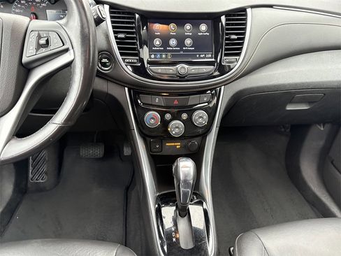 Used 2018 Chevrolet Trax Premier image 15