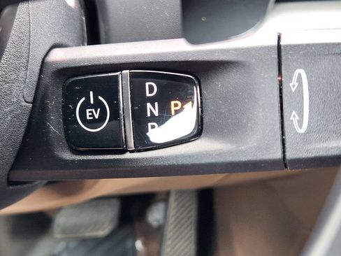 Certified 2024 Kia EV9 Land AWD/4WD image 32