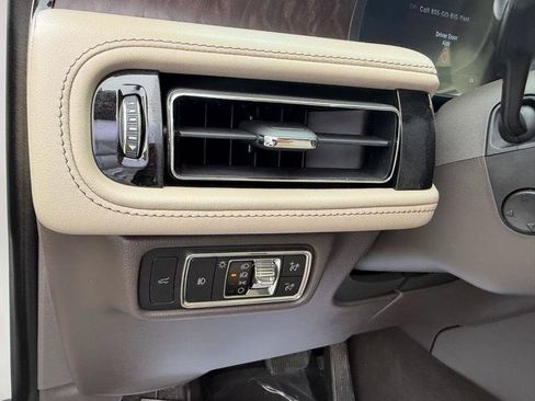 Used 2020 Lincoln Aviator Reserve w/ Equipment Group 202A AWD/4WD image 22