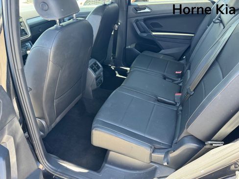 Used 2020 Volkswagen Tiguan SE R-Line FWD image 12