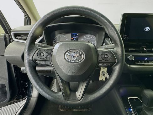 Used 2023 Toyota Corolla LE image 11