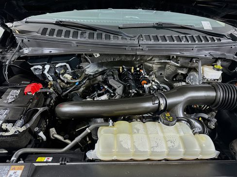 Used 2024 Ford Expedition Max XLT RWD image 35