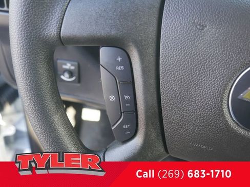 New 2026 Chevrolet Express 2500 w/ Driver Convenience Package RWD image 27