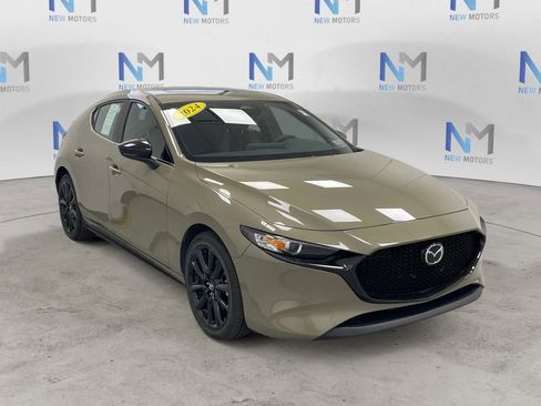 Used 2024 MAZDA MAZDA3 s AWD/4WD image 5
