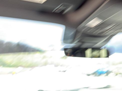 Used 2021 Ford Expedition XLT image 23