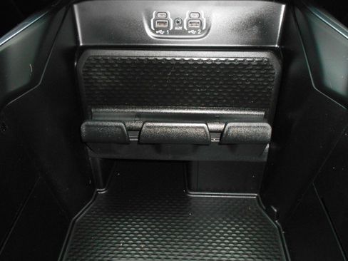 Used 2024 RAM 1500 Big Horn AWD/4WD image 18