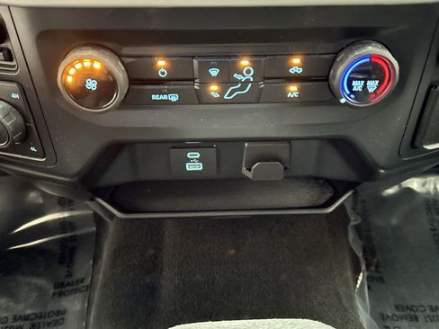 Used 2022 Ford F150 XLT w/ Trailer Tow Package image 36