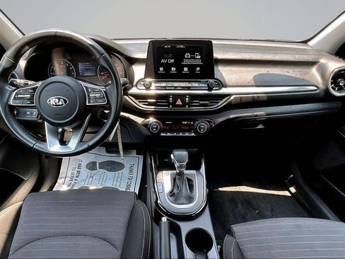 Used 2019 Kia Forte S FWD image 6