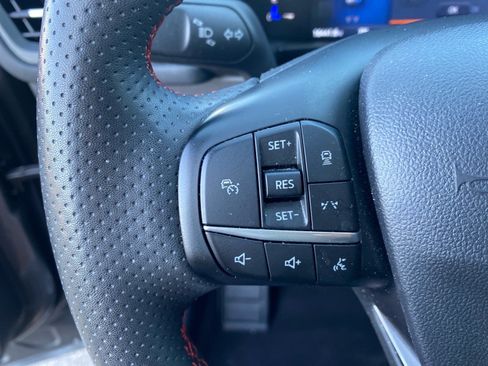 Used 2024 Ford Escape ST-Line w/ Tech Pack #1 AWD/4WD image 19