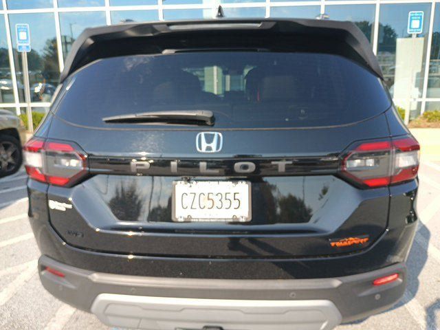 Used 2024 Honda Pilot TrailSport image 6