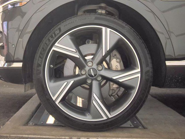 Used 2024 Genesis GV80 3.5T w/ Prestige Package AWD/4WD image 8