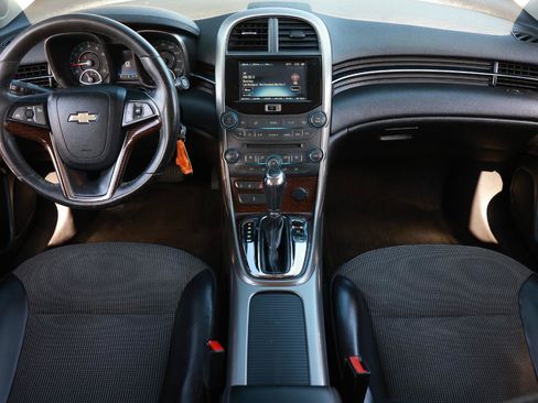 Used 2013 Chevrolet Malibu LT FWD image 2