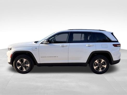 Used 2022 Jeep Grand Cherokee Limited 4xe AWD/4WD image 8