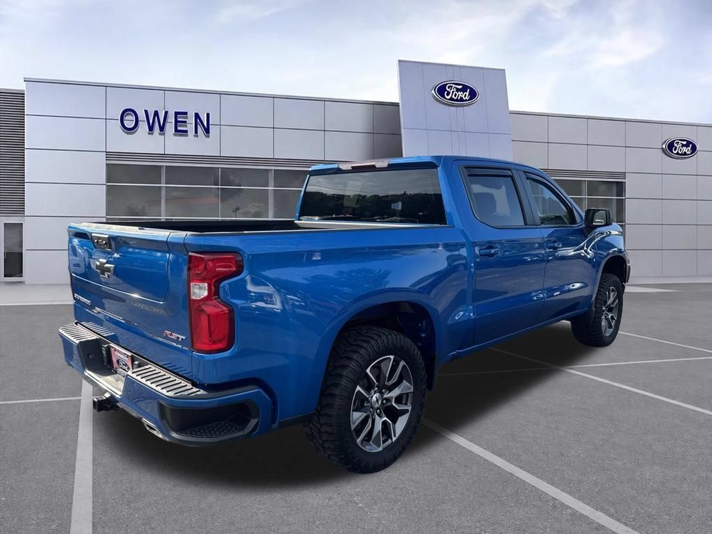 Used 2024 Chevrolet Silverado 1500 RST w/ Z71 Off-Road Package AWD/4WD image 6