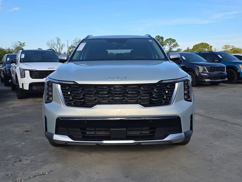 New 2026 Kia Sorento S image 3