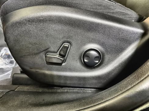 Used 2022 Jeep Cherokee Limited w/ Elite Package image 15